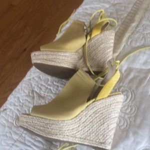 Guess espadrilles tie up new